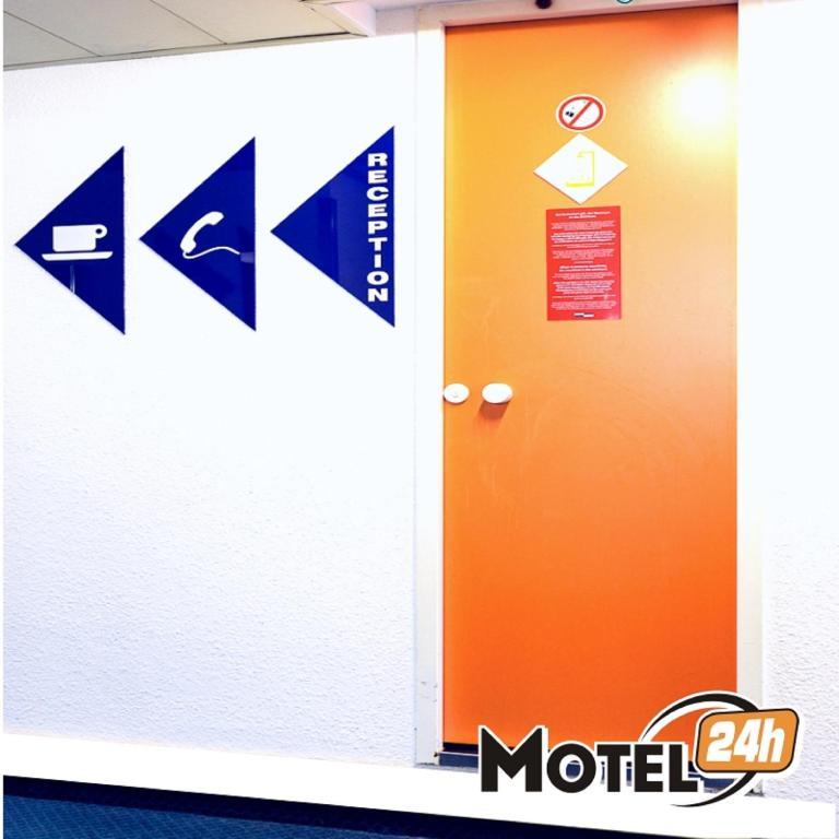 Motel 24H Koeln Frechen Ngoại thất bức ảnh